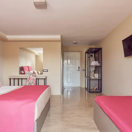 Koukounaria Hotel&suites Hotel 4*