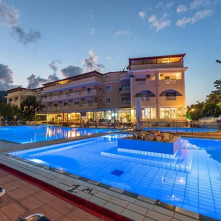 Koukounaria Hotel&suites Hotel