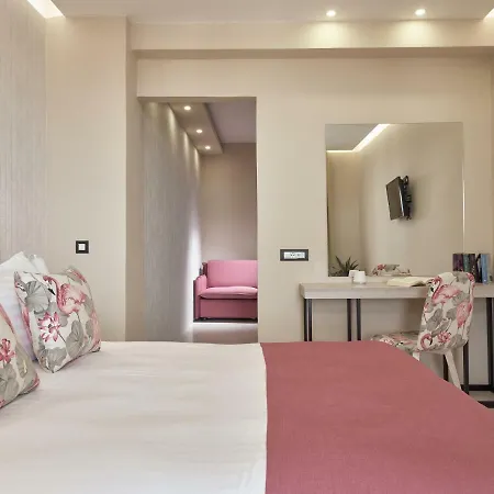 Koukounaria Hotel&suites Hotel 4*