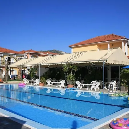 Koukounaria & 4* Alykes (Zakynthos)
